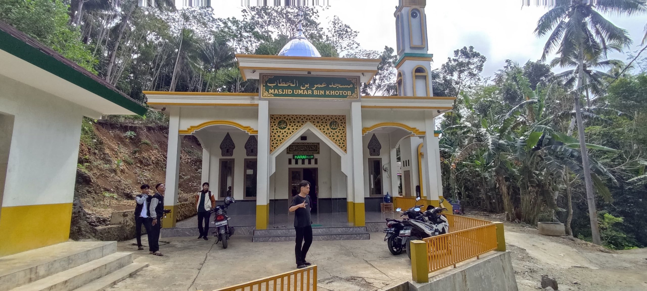 Kerja Bakti Kamis Bersih
